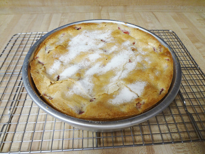 Tasty and Moist Homemade French Strawberry Cake (9