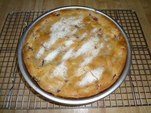 Tasty and Moist Homemade French Strawberry Cake (9") Round