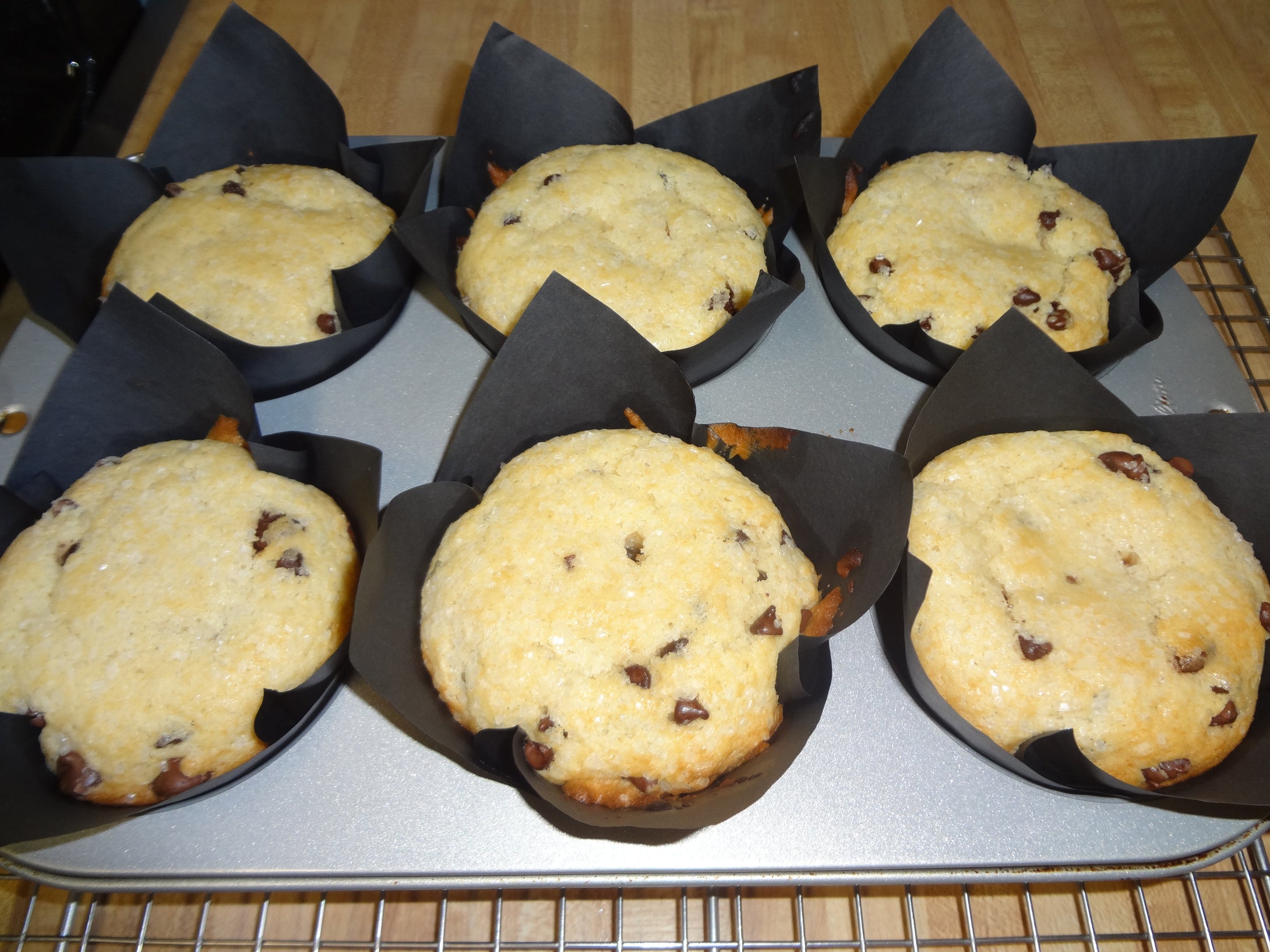 Huge, Soft and Fluffy Homemade Bakery-Style Chocolate Chip Muffins (6 Jumbo Muffins)