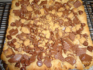 Gooey & Buttery Homemade Peanut Butter Chocolate Reese's Bars (9" x 9" Tray)