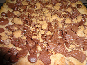 Gooey & Buttery Homemade Peanut Butter Chocolate Reese's Bars (9" x 9" Tray)