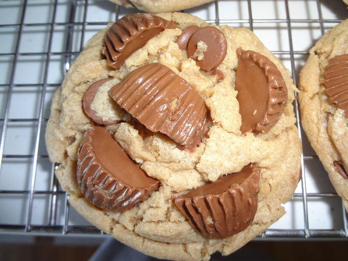 Exceptionally Yummy Homemade Reese's Cookies (18 Large Cookies)