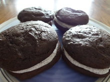 Soft & Creamy Homemade Cookies and Cream Whoopie Pies (30 Cookies)